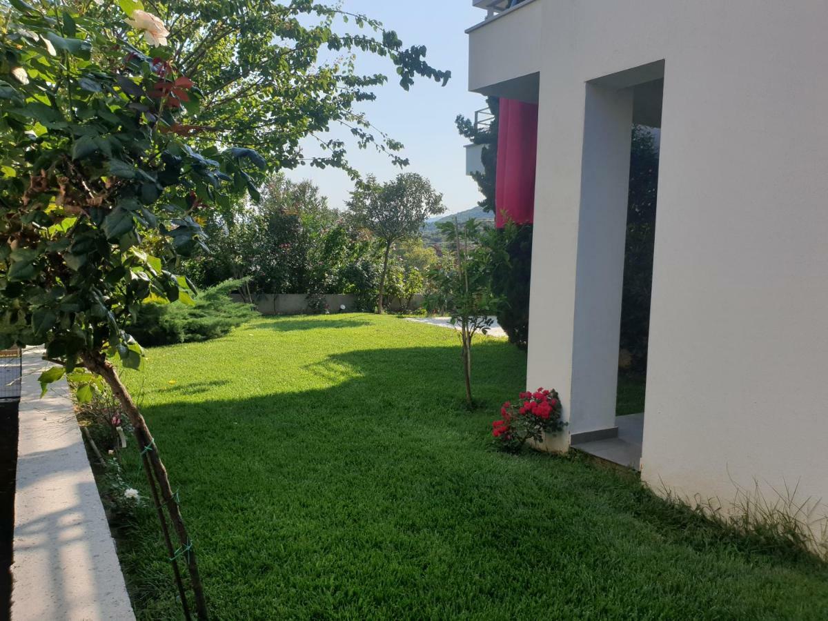 Aphrodites House Nea Iraklitsa Exterior photo